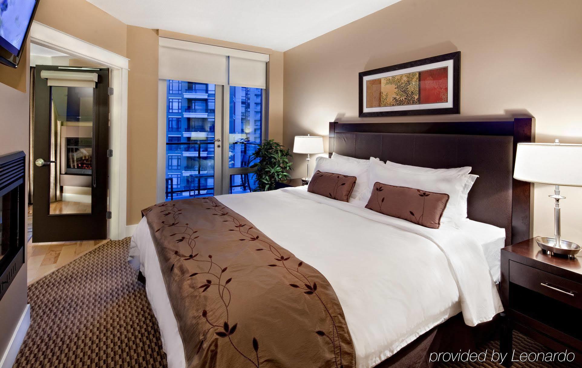 The Parkside Hotel And Spa Victoria Exterior photo